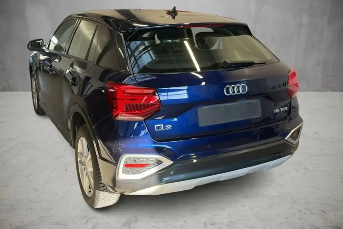 Gebraucht Audi Q2 Advanced Plus 150 PS (110 kW) 2024 Navarrablau (metallic) SUV