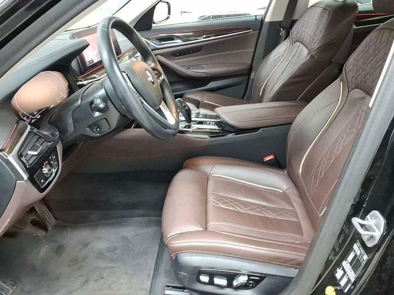 Gebraucht BMW 530 Luxury Line 286 PS (210 kW) 2022 Schwarz Limousine