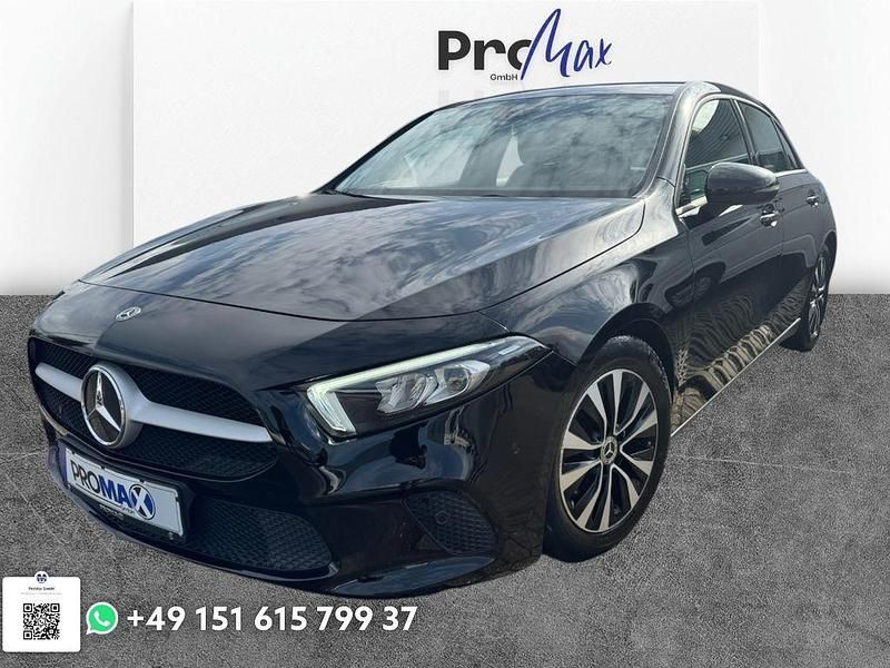 Gebraucht Mercedes A180 116 PS (85 kW) 2021 Schwarz Limousine