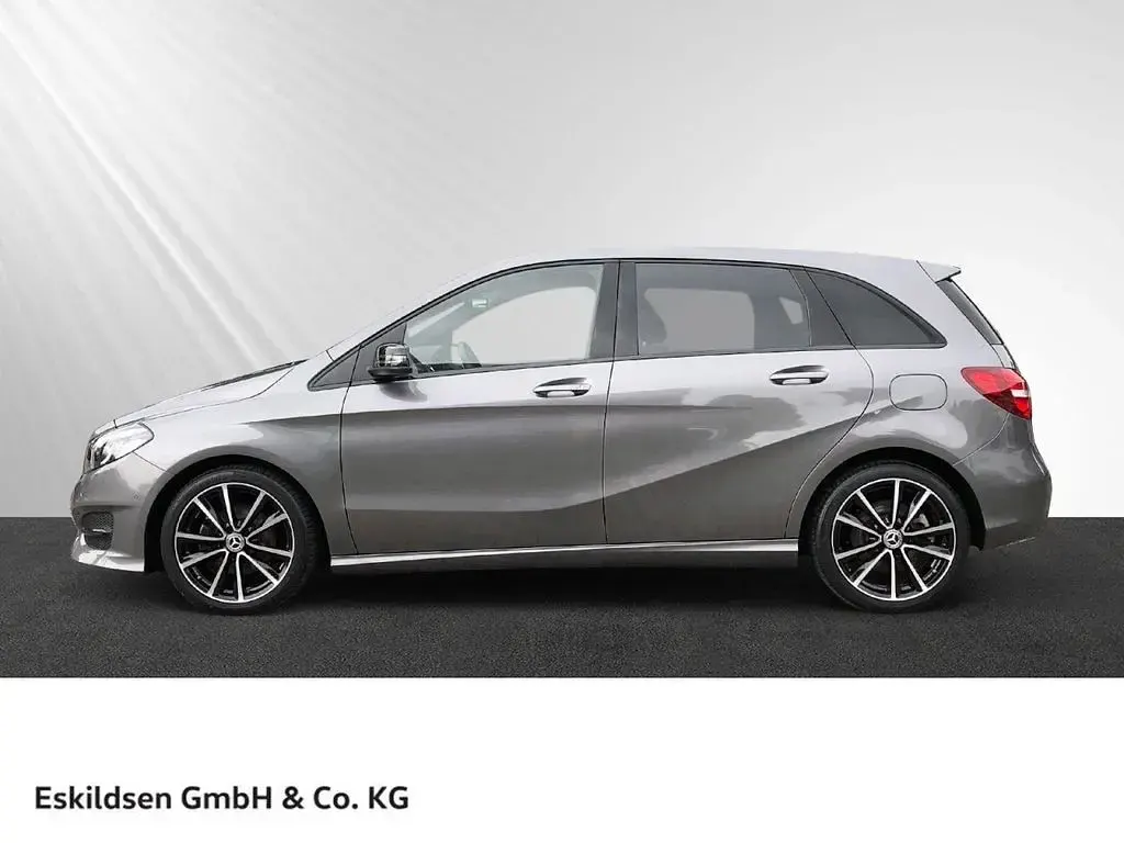 Gebraucht Mercedes B220 184 PS (135 kW) 2018 Grau Van / Kleinbus
