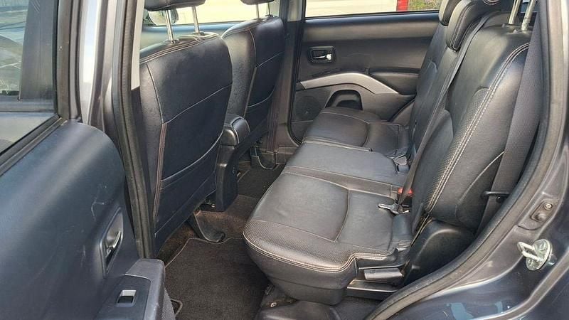 Gebraucht Mitsubishi Outlander 140 PS (102 kW) 2007 Grau SUV