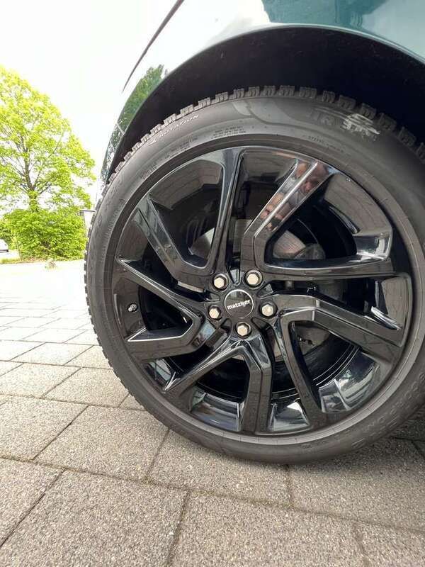 Grün Gebraucht 2019 Land Rover Range Rover Sport HSE Dynamic SUV | 49.900 € - Bild 1/4