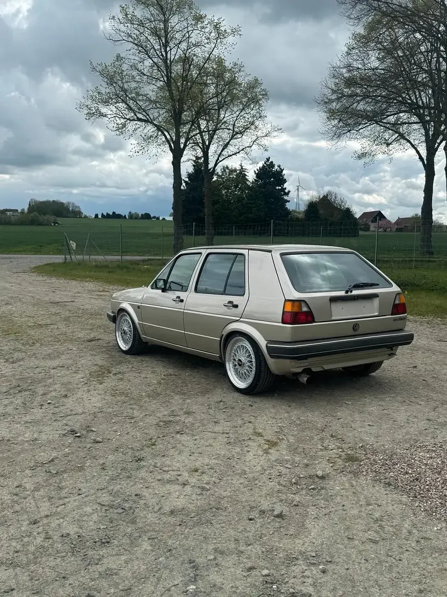 Brugt VW Golf II 75 HK (55 kW) 1984 Sølv Hatchback