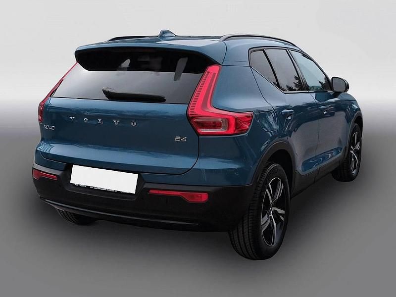 Gebraucht Volvo XC40 Plus 197 PS (144 kW) 2025 Blau SUV