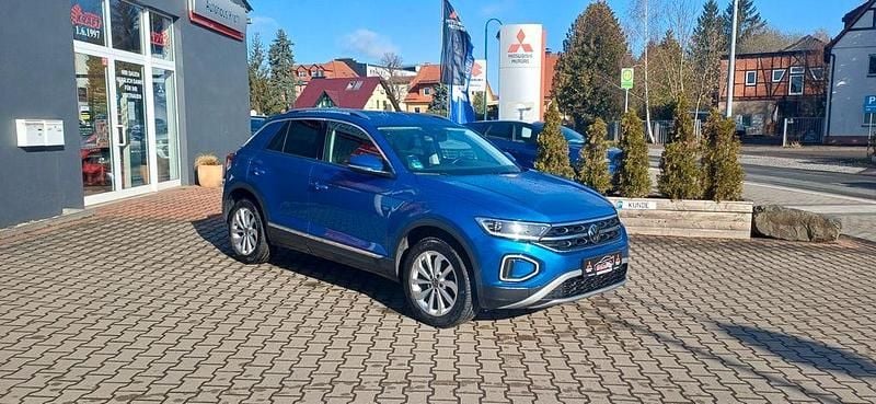 Gebraucht VW T-Roc Style 150 PS (110 kW) 2023 Blau SUV