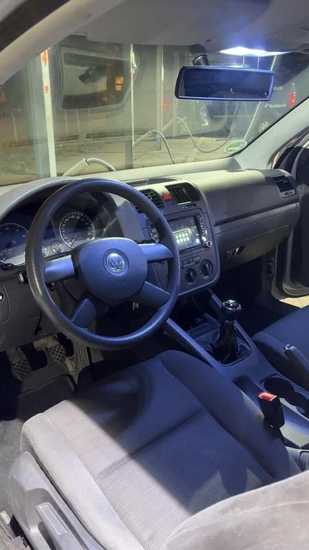 Gebraucht VW Golf 75 PS (55 kW) 2004 Silber Coupé