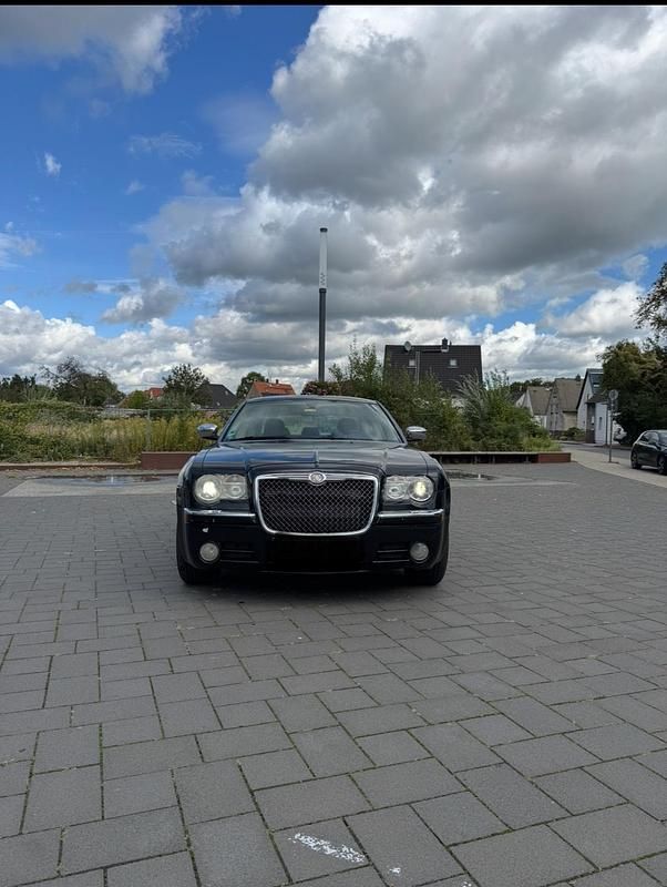 Schwarz Gebraucht 2006 Chrysler 300C Limousine | 5.999 € (Fairer Preis) - Bild 1/4