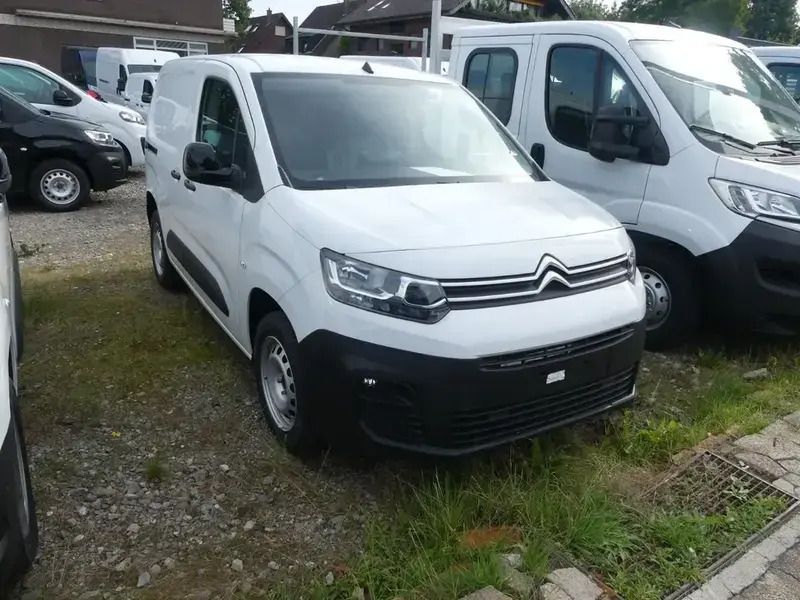 Eis weiß Gebraucht 2023 Citroën Berlingo Van / Kleinbus | 25.480 € (Etwas zu teuer) - Bild 1/4