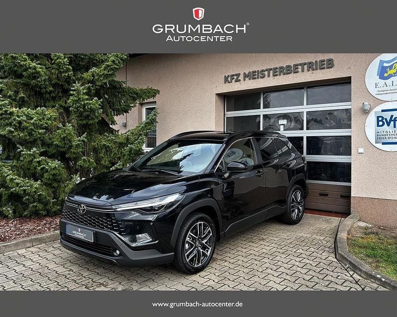 Używany Toyota Corolla Cross Style 178 KM (130 kW) 2026 SUV