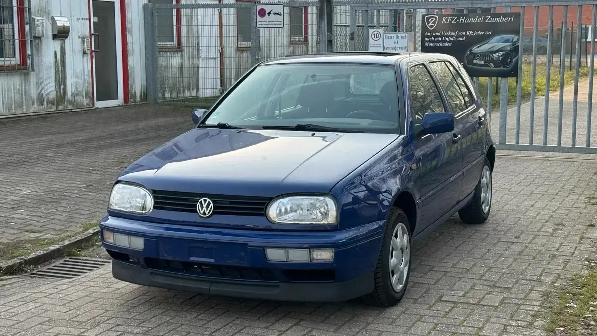 Gebraucht VW Golf III 75 PS (55 kW) 1997 Andere farben Limousine