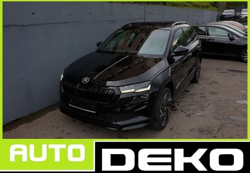 Schwarzmagic perleffekt Gebraucht 2023 Skoda Karoq SportLine SUV | 33.570 € (Teuer) - Bild 1/4
