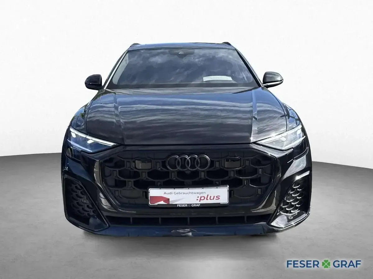 Gebraucht Audi Q8 S-Line 286 PS (210 kW) 2025 Mythosschwarz metallic SUV