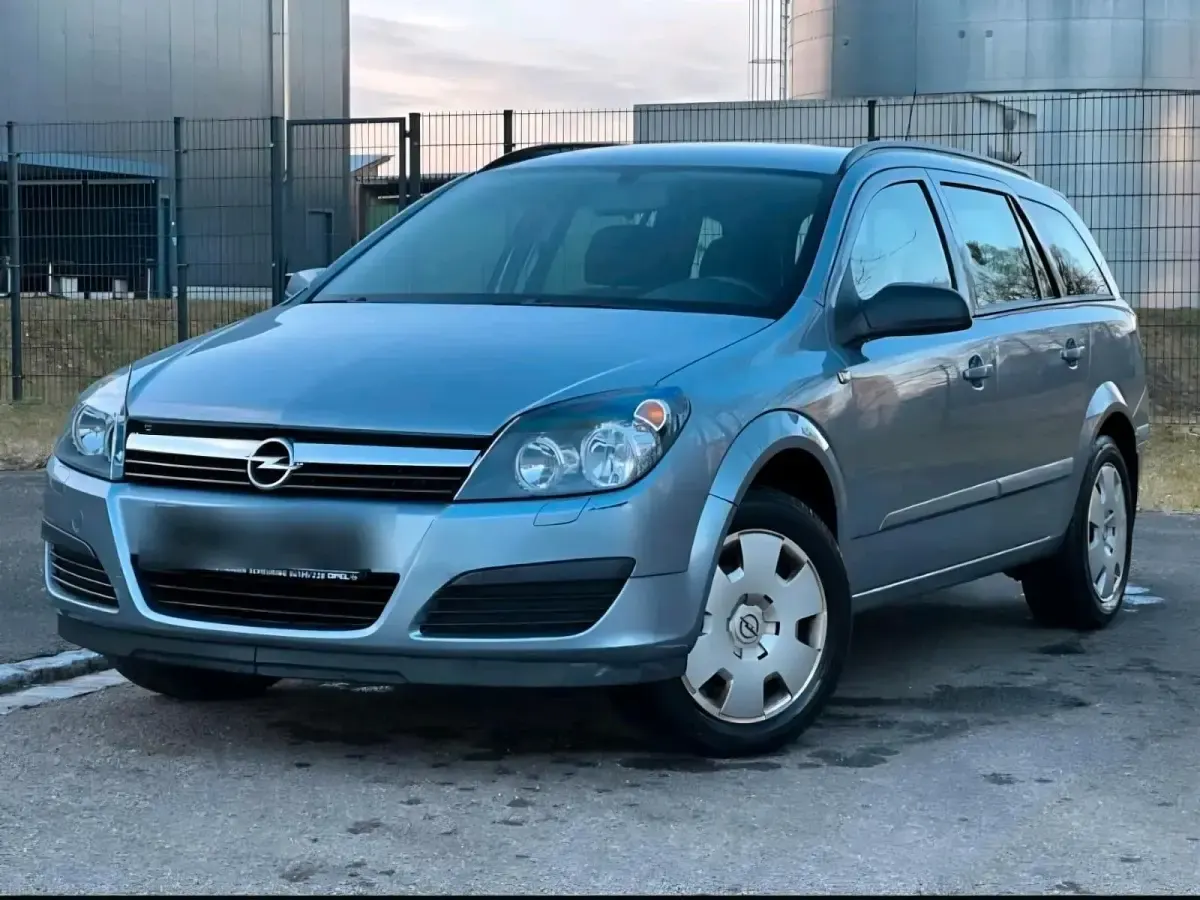 Gebraucht Opel Astra 125 PS (91 kW) 2005 Silber Kombi