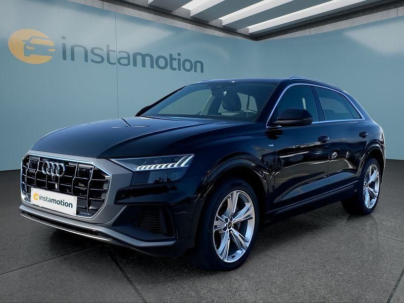 Gebraucht Audi Q8 381 PS (280 kW) 2022 Schwarz SUV