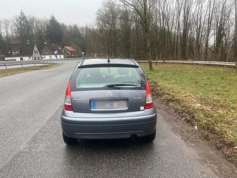 Gebraucht Citroën C3 60 PS (44 kW) 2008 Grau Kleinwagen