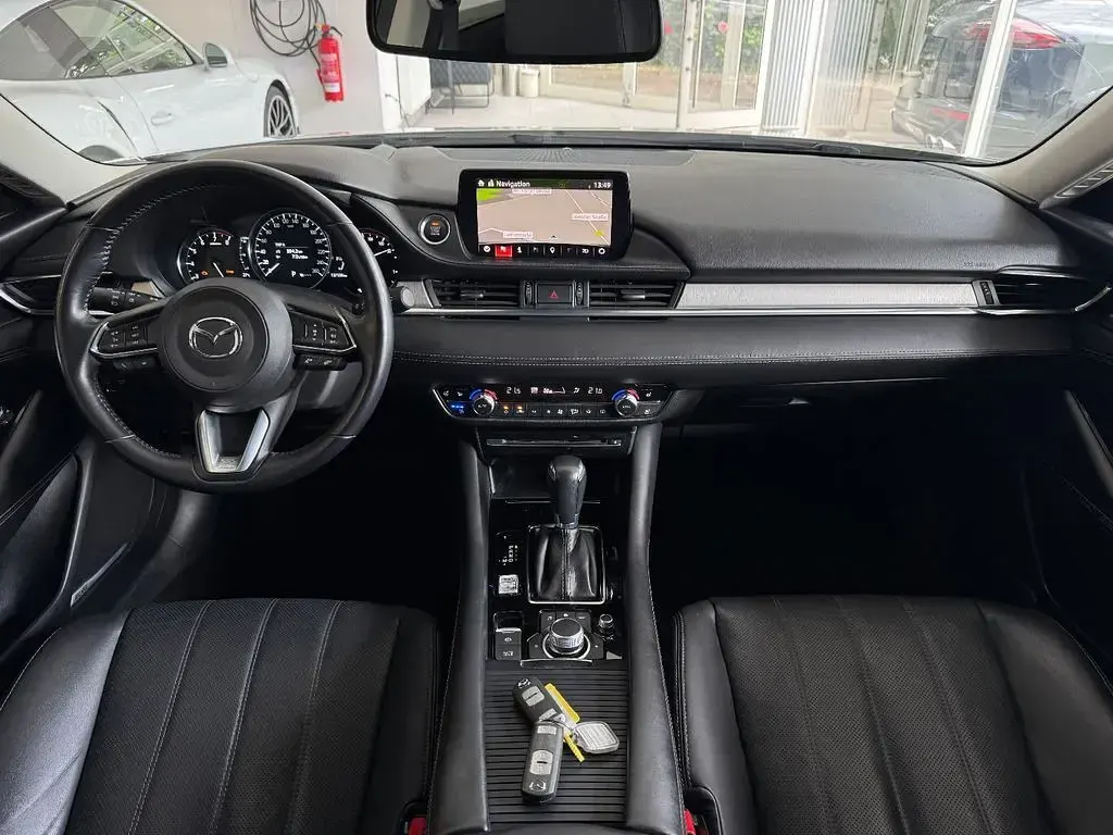 Gebraucht Mazda 6 Exclusive-Line 165 PS (121 kW) 2018 Weiß Kombi