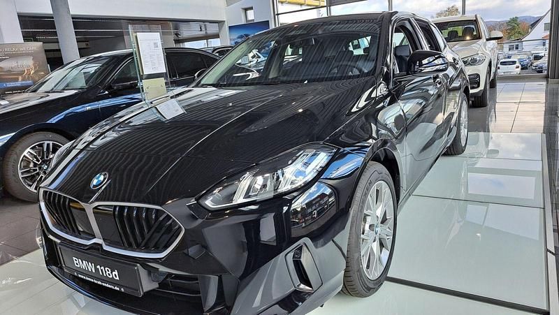 Schwarz Gebraucht 2024 BMW 118 Sport Line Kleinwagen | 33.950 € (Teuer) - Bild 1/4