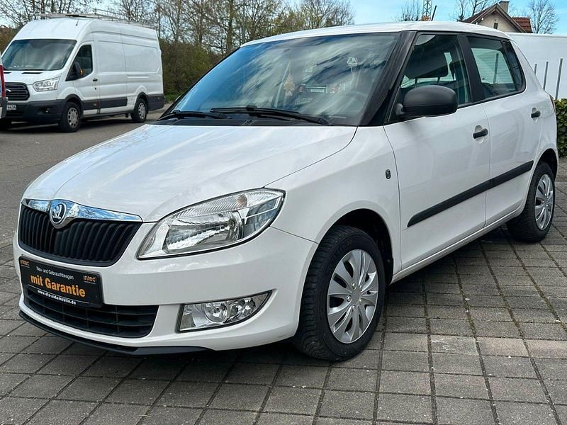 Gebraucht Skoda Fabia Cool Edition 60 PS (44 kW) 2014 Weiß Kleinwagen