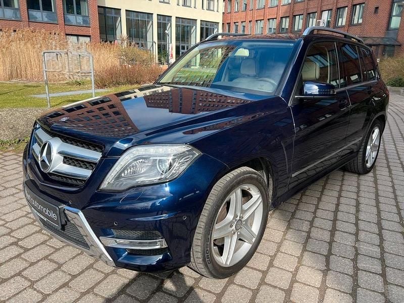 Gebraucht Mercedes GLK250 AMG 211 PS (155 kW) 2013 Cavansitblau  metalliclack (metallic) SUV