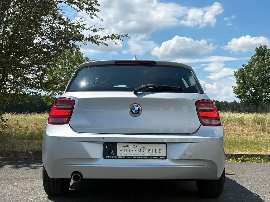 Gebraucht BMW 116 116 PS (85 kW) 2011 Silber Kleinwagen