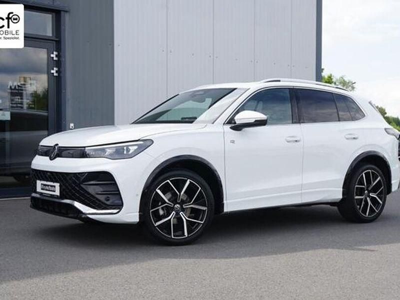 Weiß Gebraucht 2024 VW Tiguan R-line SUV | 42.590 € (Teuer) - Bild 1/4