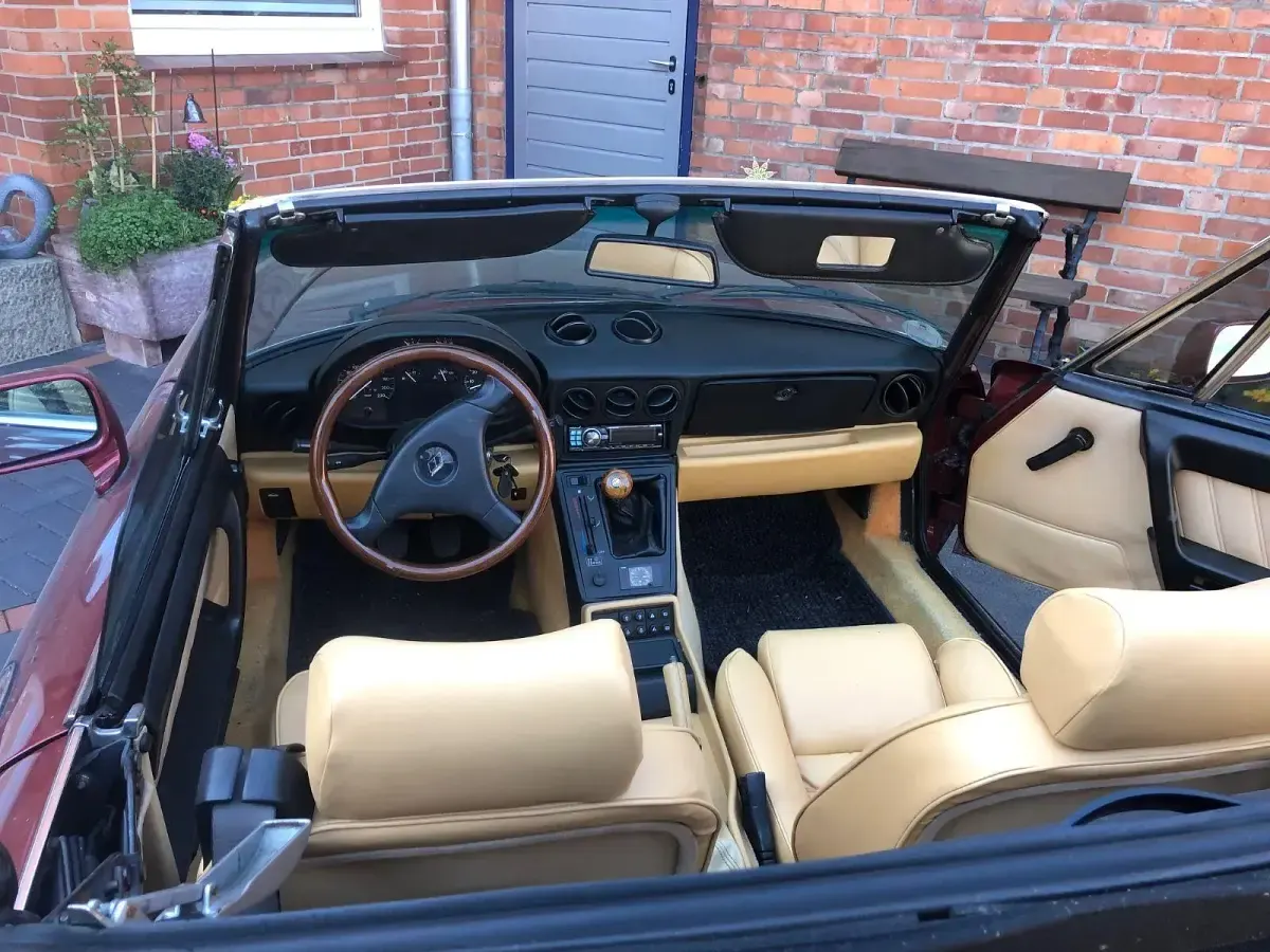 Gebraucht Alfa Romeo Spider 120 PS (88 kW) 1991 Rot Cabrio