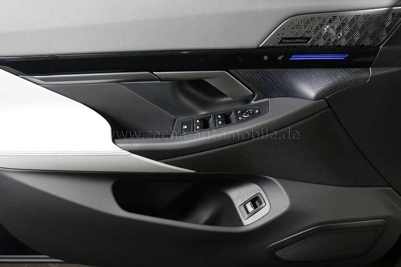 Gebraucht BMW 540 286 PS (210 kW) 2025 Tansanitblau ii (c3z) Kombi