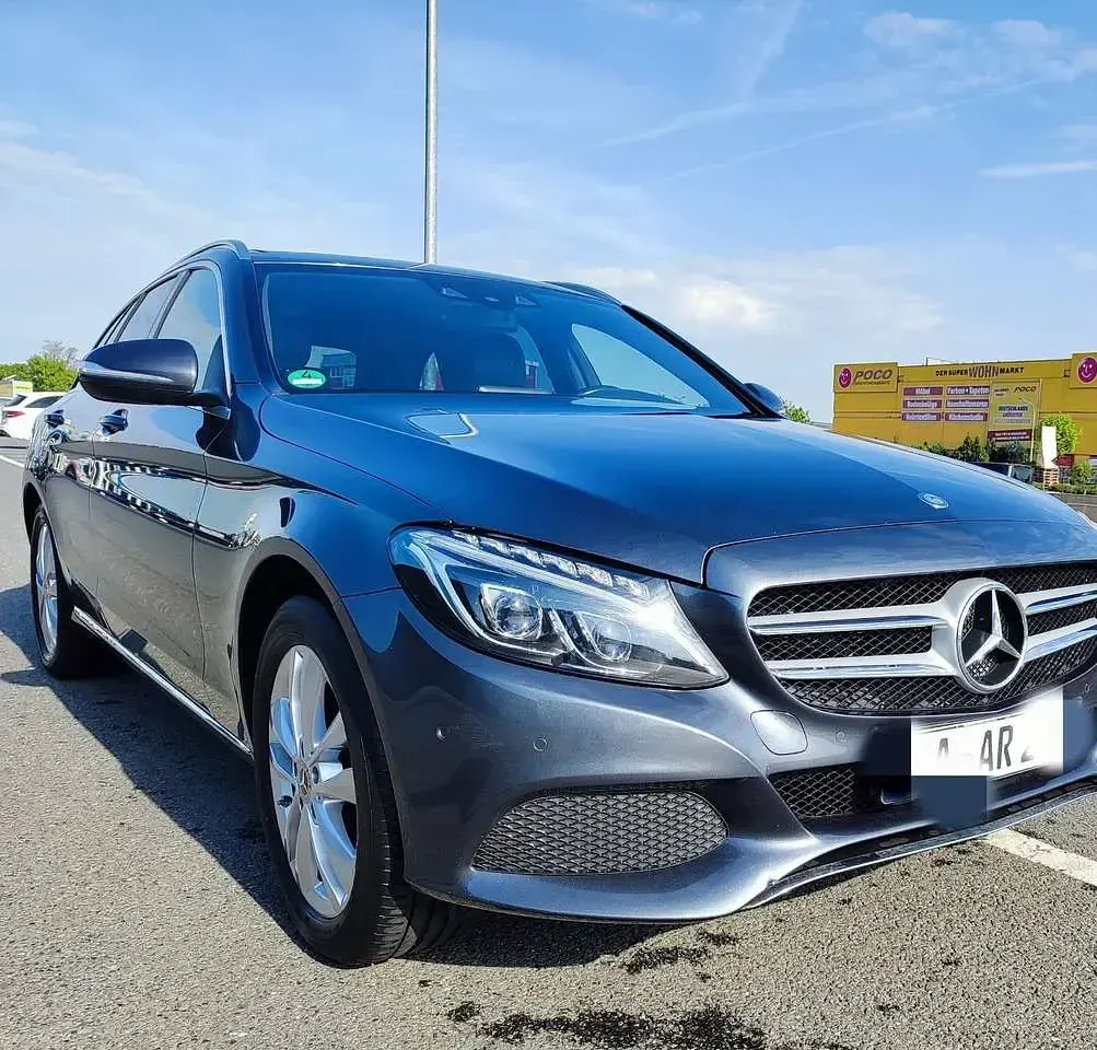 Gebraucht Mercedes 220 170 PS (125 kW) 2015 Grau Kombi