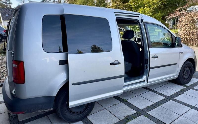 Gebraucht VW Caddy 102 PS (75 kW) 2019 Silber Van / Kleinbus