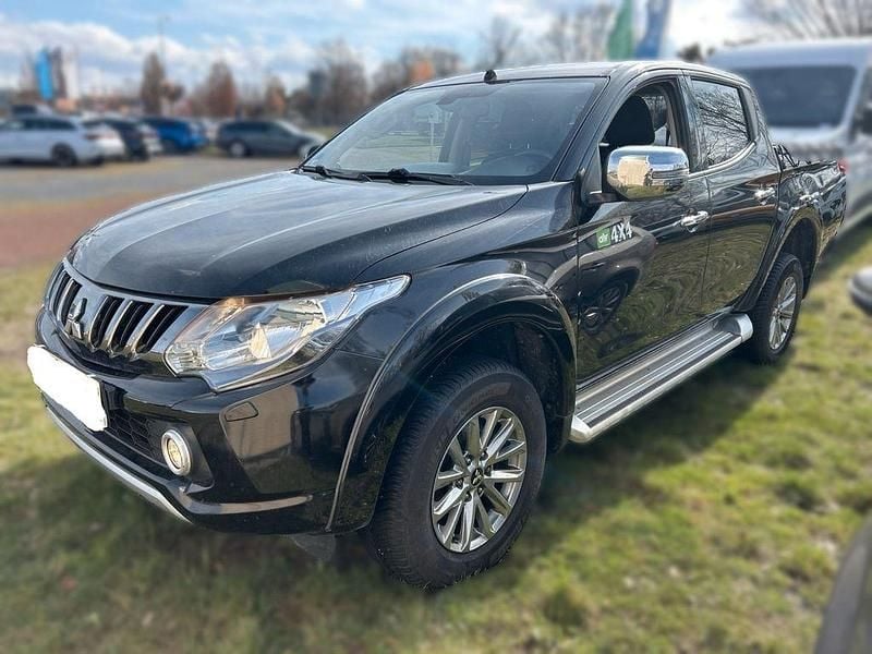 Gebraucht Mitsubishi L200 Plus 181 PS (133 kW) 2019 Schwarz Pickup