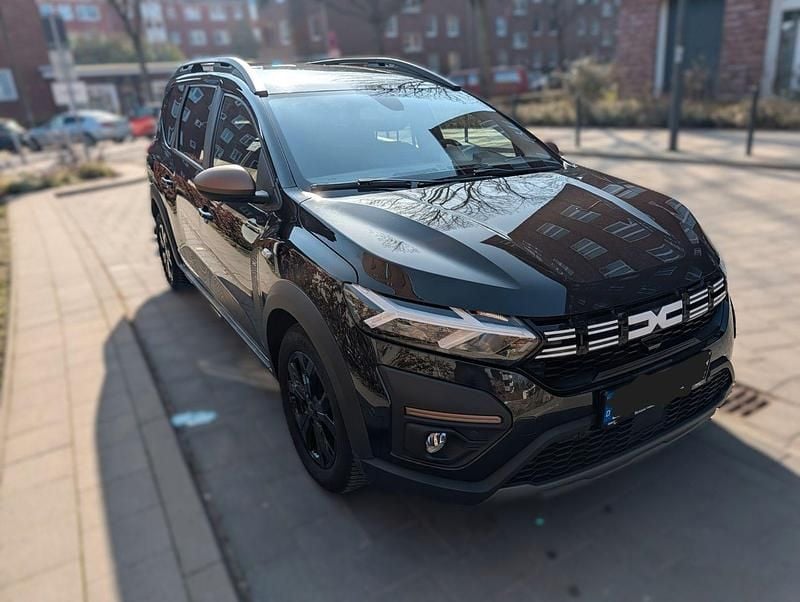 Gebraucht Dacia Jogger Extreme 101 PS (74 kW) 2024 Schwarz Van / Kleinbus