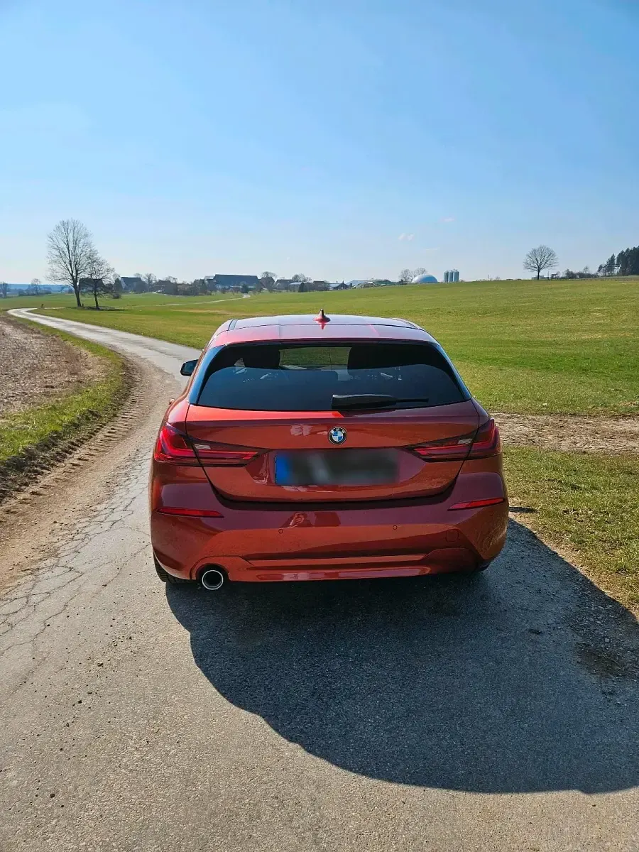 Gebraucht BMW 118 140 PS (102 kW) 2020 Orange Kleinwagen