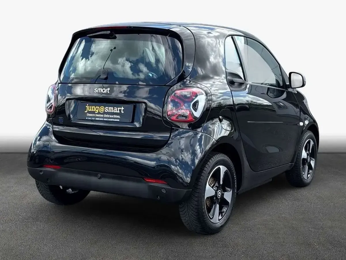 Gebraucht Smart ForTwo Coupé Passion Exclusive 60 kW (82 PS) 2024 Bodypanels in black Kleinwagen