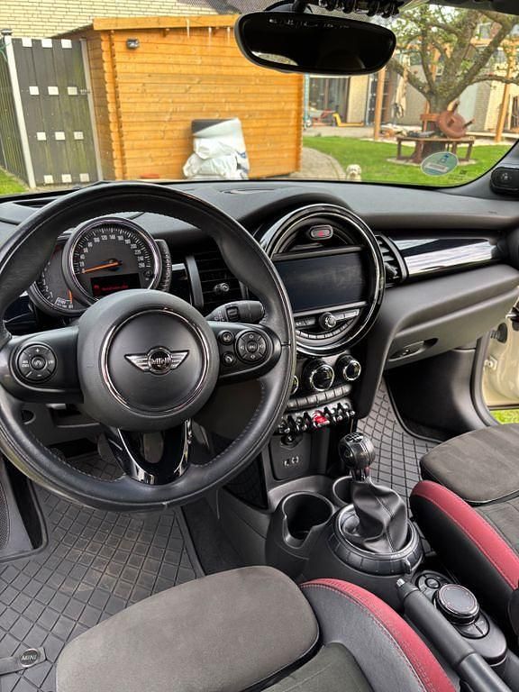 Second-hand Mini Cooper 136 CP (100 kW) 2017 Alb Hatchback