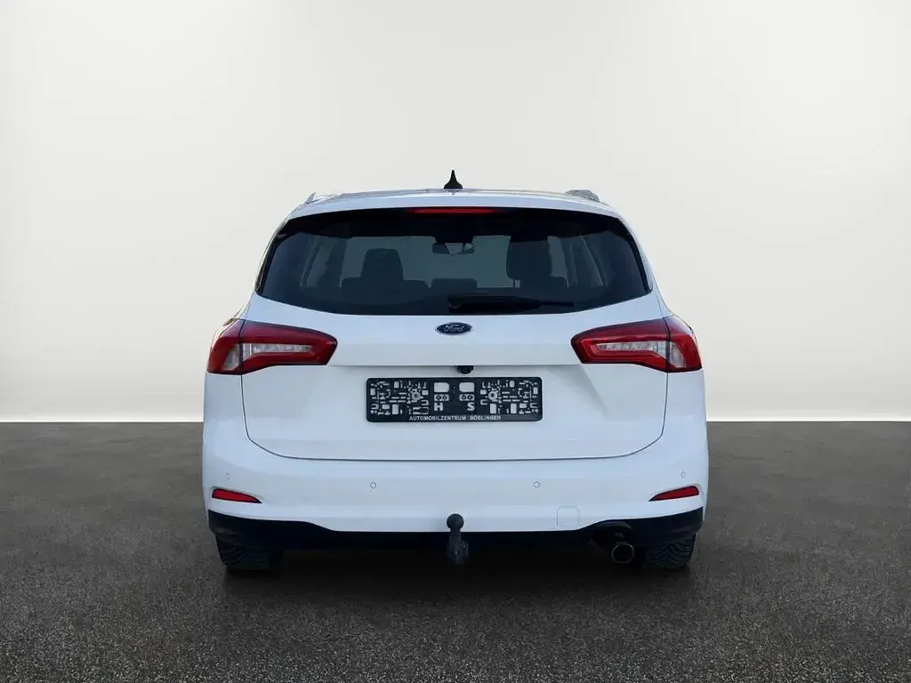 Gebraucht Ford Focus Cool & Connect 120 PS (88 kW) 2021 Weiß Limousine