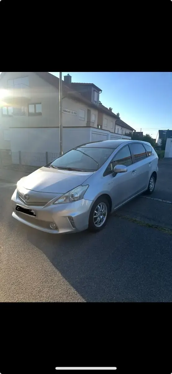 Gebraucht Toyota Prius+ Plus 136 PS (100 kW) 2012 Silber Van / Kleinbus