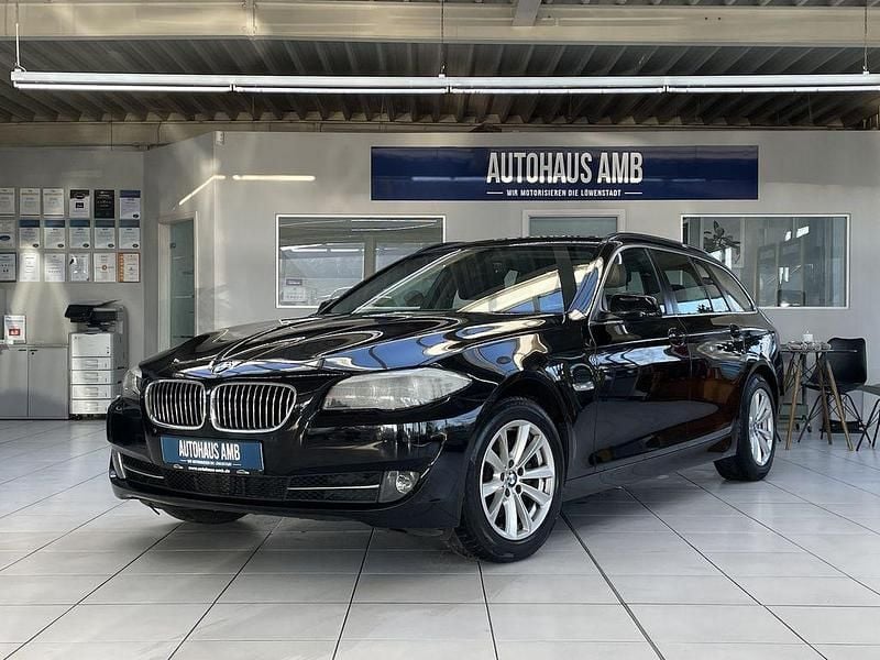 Gebraucht BMW 520 Sport Line 184 PS (135 kW) 2011 Schwarz Limousine