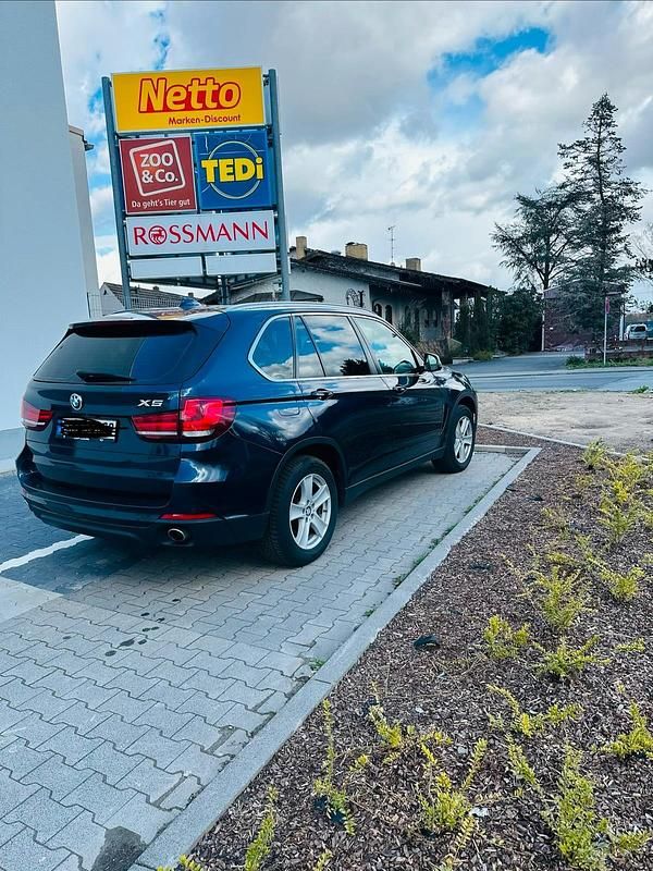 Gebraucht BMW X5 258 PS (189 kW) 2016 Blau SUV