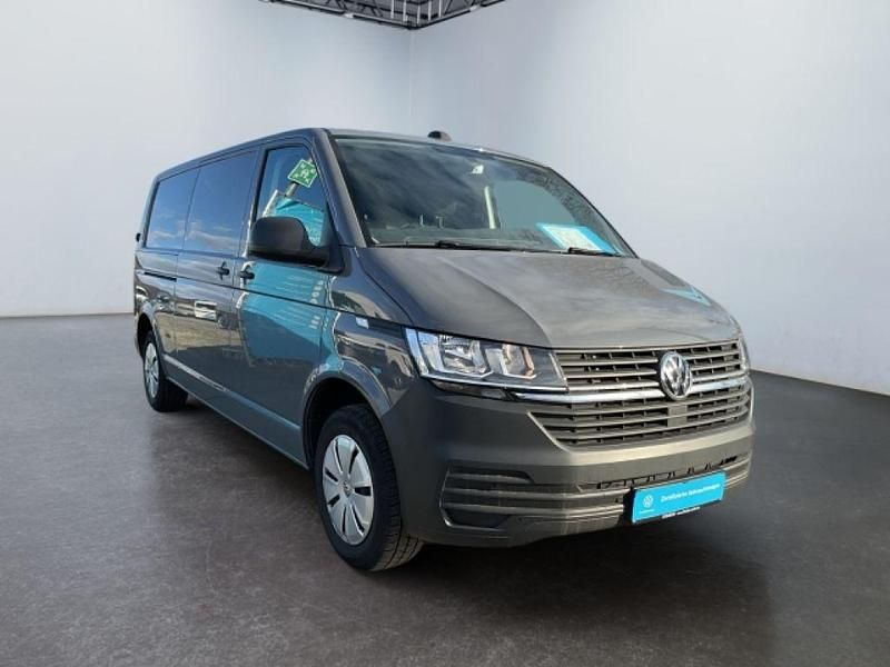 Gebraucht VW T6.1 150 PS (110 kW) 2024 Pure grey Van