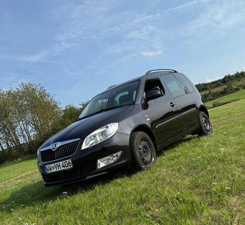 Schwarz Gebraucht 2014 Skoda Roomster Fresh Kombi | 5.500 € (Fairer Preis) - Bild 1/4