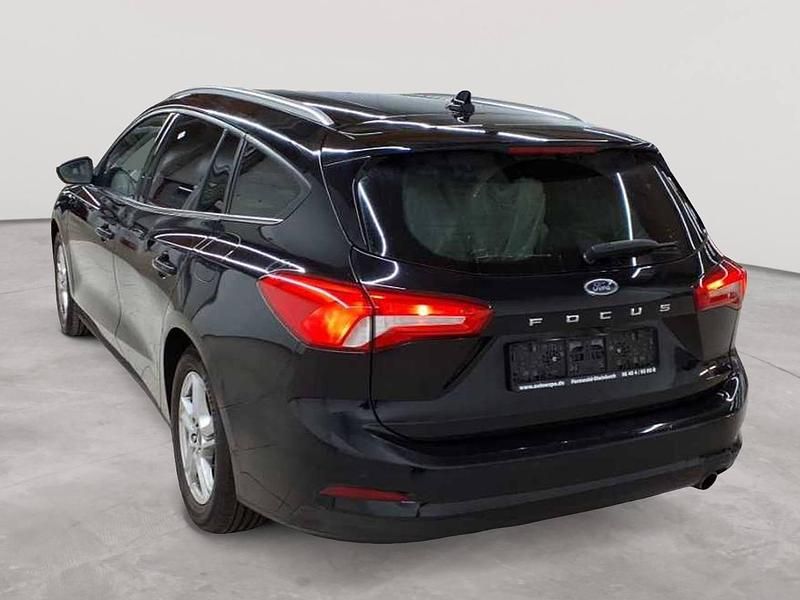 Gebraucht Ford Focus Cool & Connect 125 PS (91 kW) 2021 Obsidianschwarz metallic Kombi
