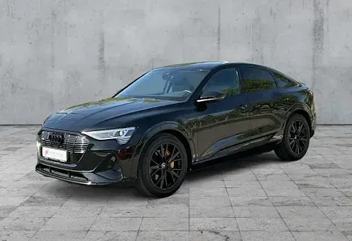 Second-hand Audi Q8 Sportback e-tron S-Line 300 kW (408 CP) 2022 Negru SUV