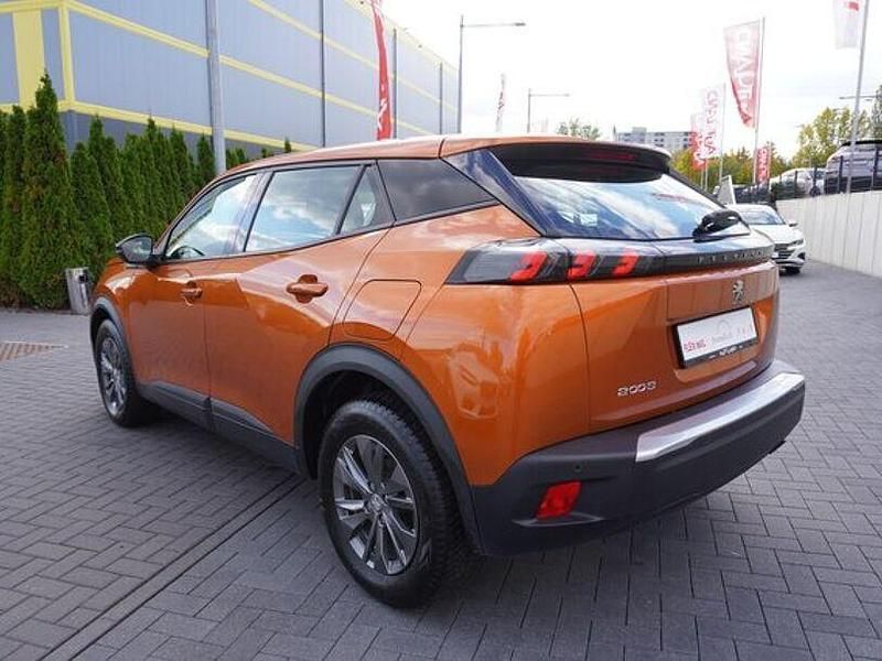 Gebraucht Peugeot 2008 Active 131 PS (96 kW) 2021 Orange SUV