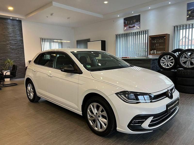 Gebraucht VW Polo Style 95 PS (69 kW) 2021 Weiß Kleinwagen