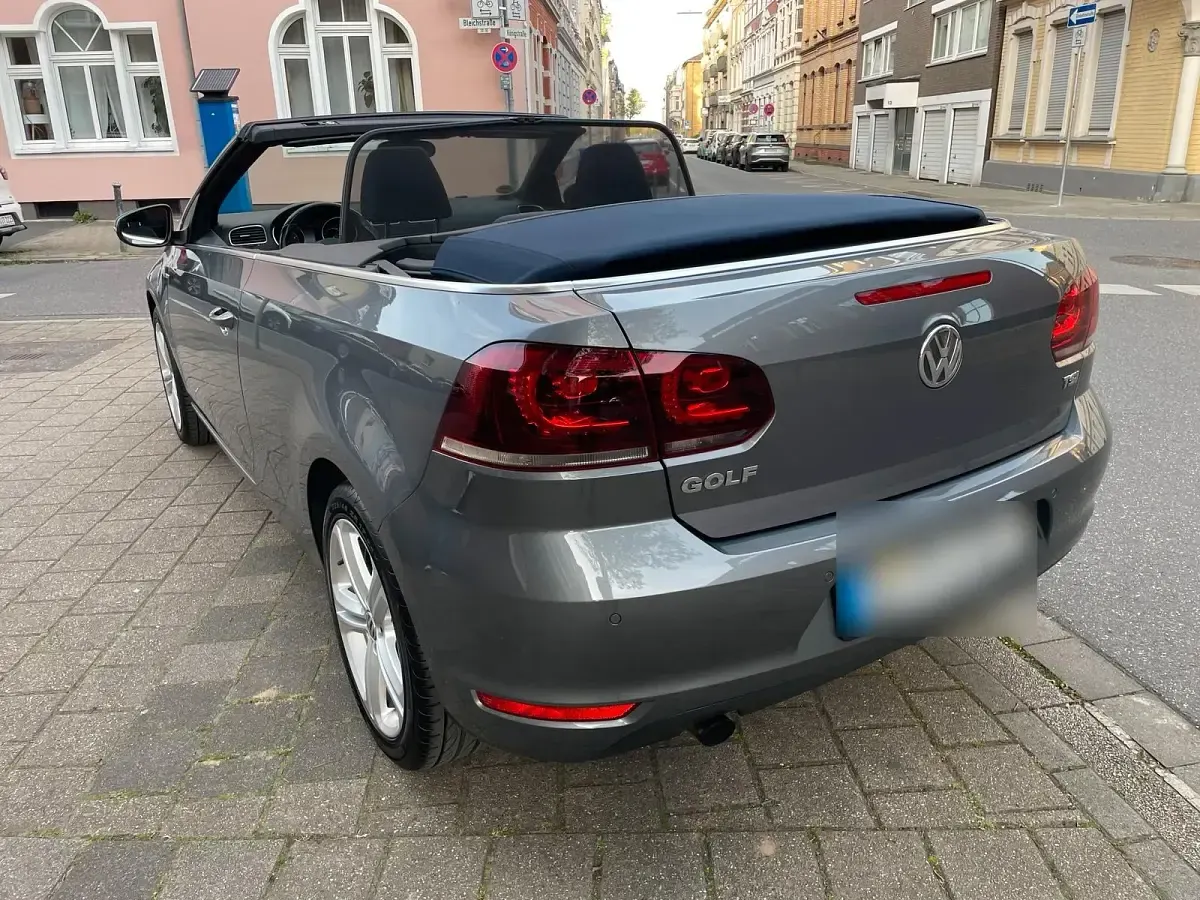 Occasion VW Golf Cabriolet 105 ch (77 kW) 2014 Gris Cabriolet