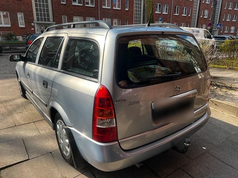 Gebraucht Opel Astra 101 PS (74 kW) 2001 Blau Kombi