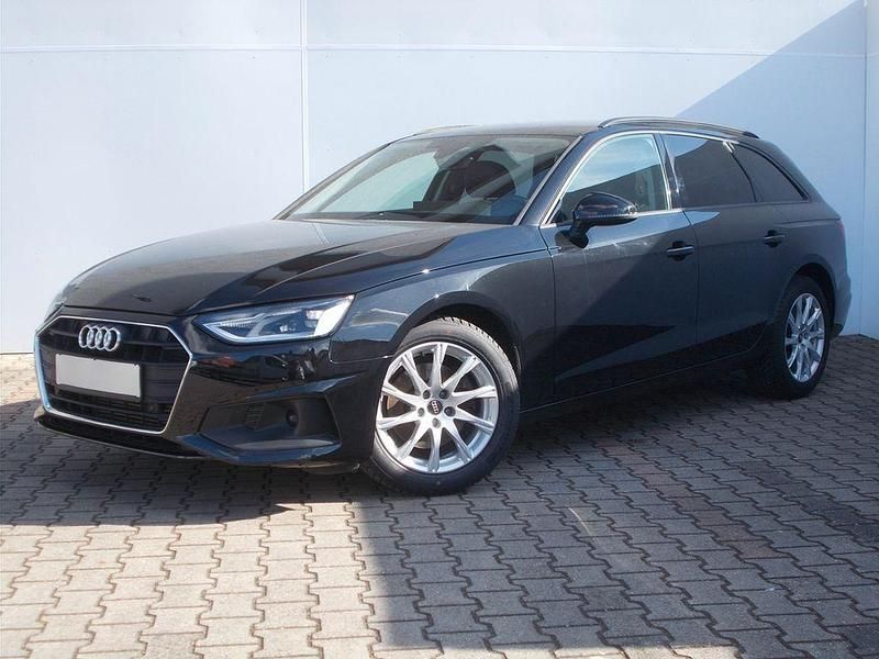 Gebraucht Audi A4 150 PS (110 kW) 2022 Schwarz Kombi