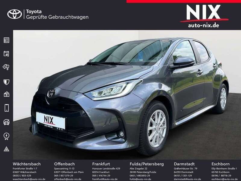 Marlingrau Gebraucht 2024 Toyota Yaris Hybrid Team Kleinwagen | 25.300 € (Etwas zu teuer) - Bild 1/4
