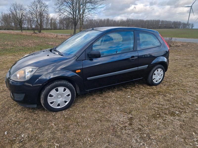 Gebraucht Ford Fiesta 69 PS (50 kW) 2007 Schwarz Kleinwagen