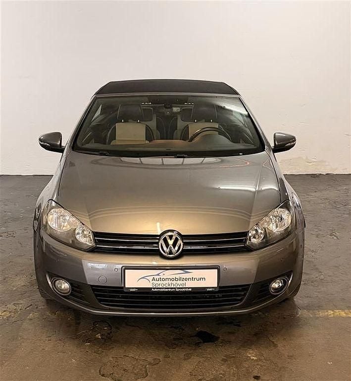 Gebraucht VW Golf Cabriolet Exclusive 122 PS (89 kW) 2013 Grau Cabrio